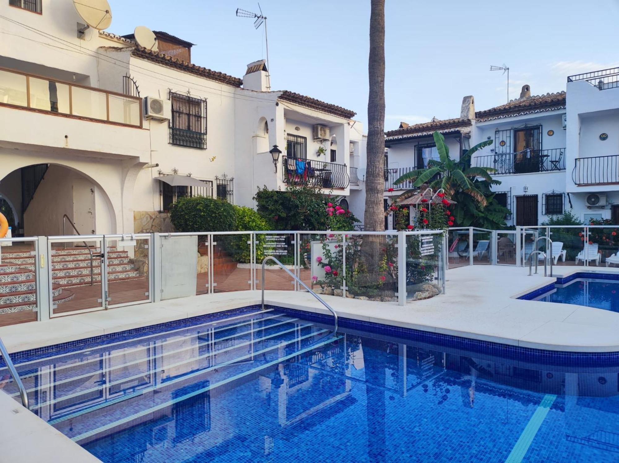 Villa Nueva Nerja 22 Menyber Exterior foto